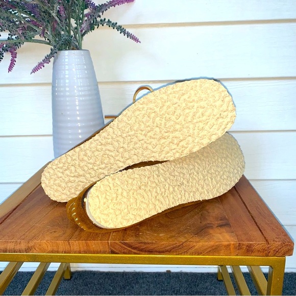 Men's Suede Moccasin Shoes - Tan - Picture 5 of 5